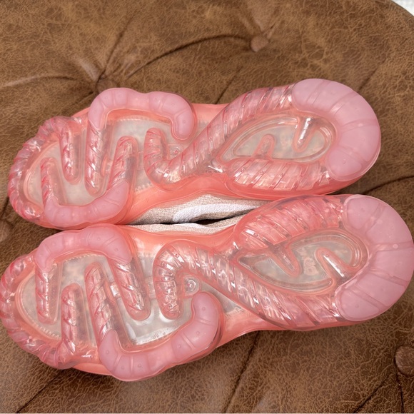 Nike Air VaporMax 2023 Flyknit Womens size 9 - Picture 4 of 9